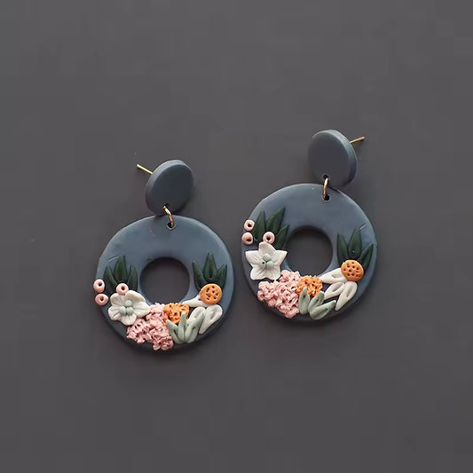 Clay Pattern Earring Grey