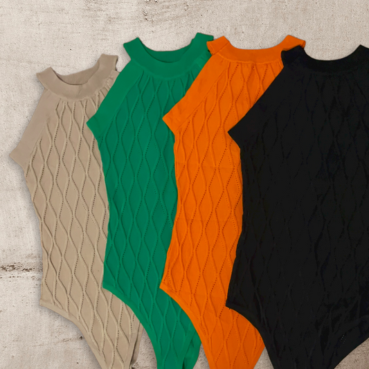 Knitted Sleeveless plaid body top